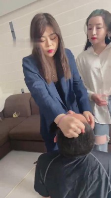 【领主老大】带素人闺蜜强制呕吐物专场 bf12172