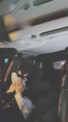 【巴莉女王】诱惑专车司机舔棉袜脚 bf8471