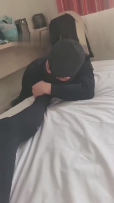 【小蚂蚁女王】素人朋友变狗全过程 bf6586