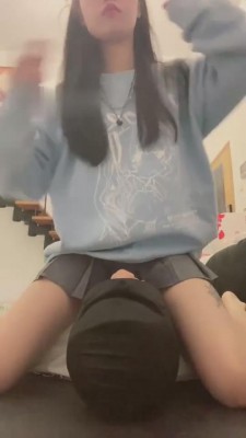 【香菜】新狗首次坐脸+圣水 bf5660