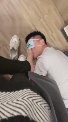【御严】原味脚碾压喂食狗 bf5081