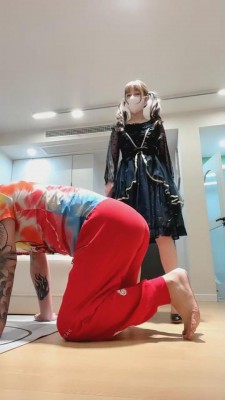 【樱桃大大】社会大哥被小萝莉tj bf2410