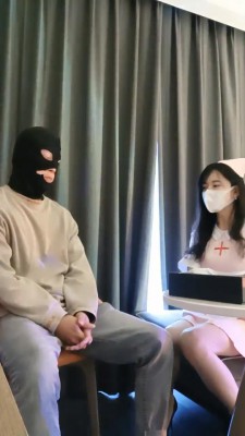 【米小唐】护士姐姐踩踏深喉 bf20841
