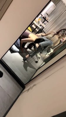 【橘子没熟】母畜-可爱女闺蜜羞涩舔jio bf27781