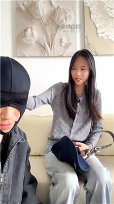 【素人饮水机】反差jk妹调狗 JS260510-24