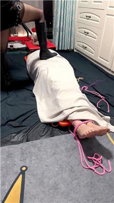 【白狐】捆绑房东调教 JS260529-1