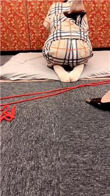 【欣姐】看闺蜜调教捆绑开发女奴【双视角版】 JS260715-30