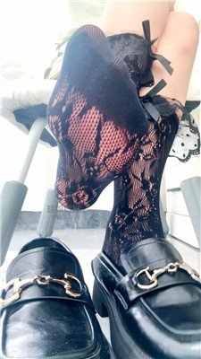 【依甜】母女妓女当众C绿王八    260714-38
