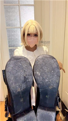 【艺酱】Jk学妹白丝裸足粗口炸J    260729-20