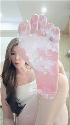 【瑶瑶】高跟玉足酸奶喂食    260809-20