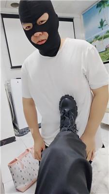【小兮S】靴子白丝美腿踩虐   JS260828-43