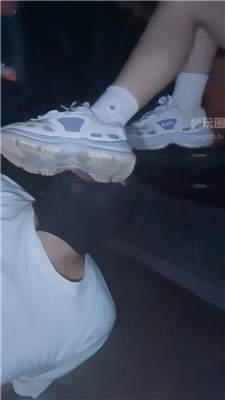 【小团团】车库物化调教 JS260930-43